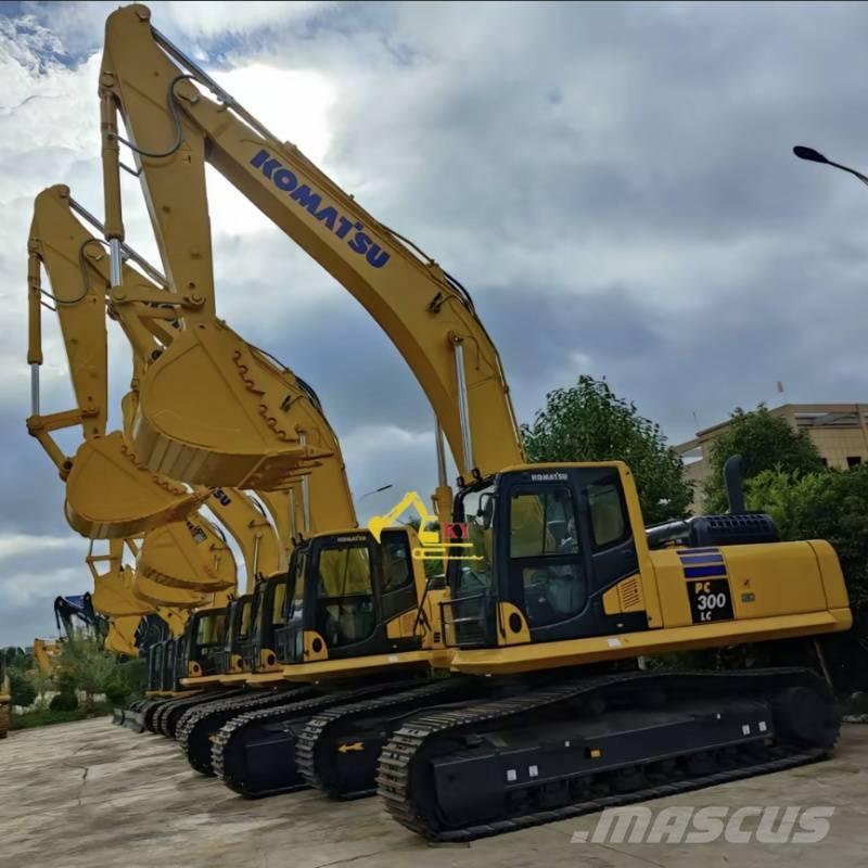 Komatsu PC 300-8 Crawler excavators