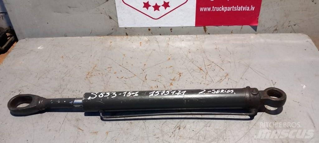 Scania 113.    1575171 Hydraulics