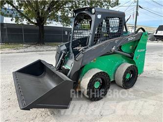 John Deere 312GR Skid steer loaders