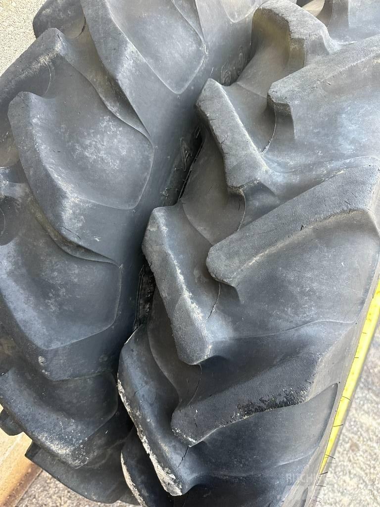Alliance 230/95R28 Tyres, wheels and rims