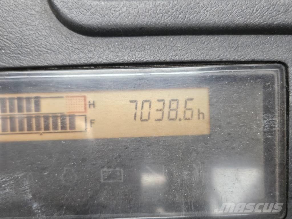Toyota 02-8 FDF 25 Diesel trucks