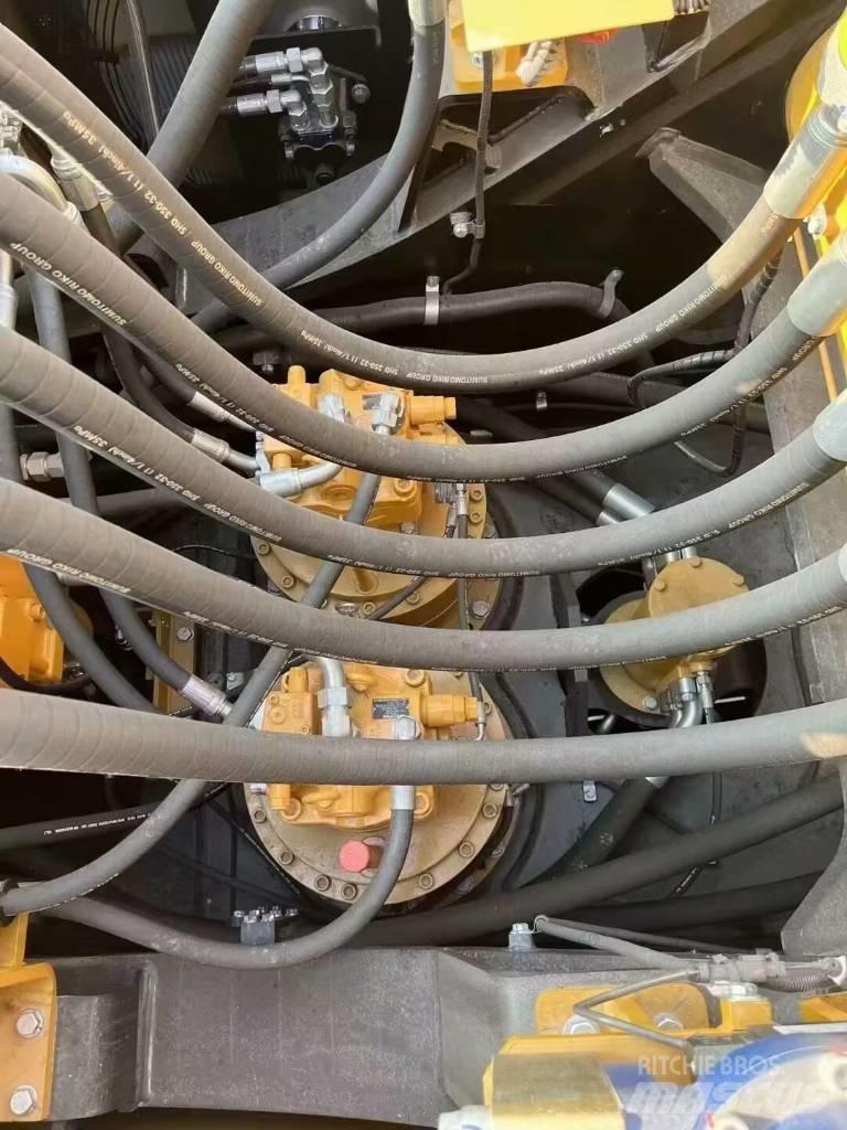 Sany SY 650 Crawler excavators