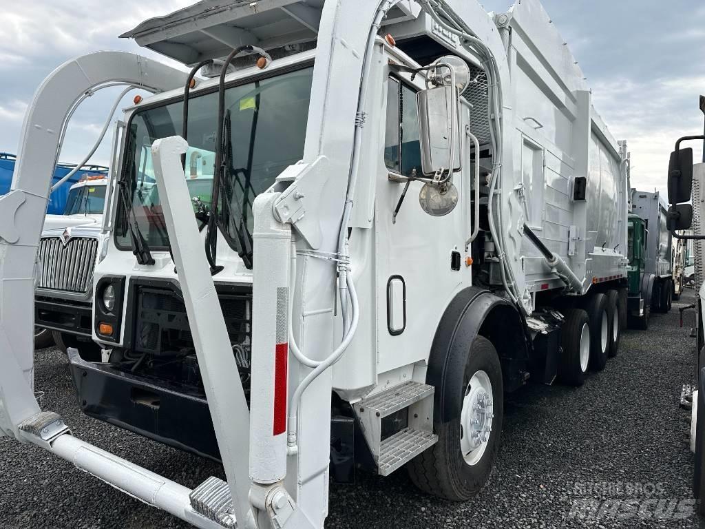 Mack MRU613 Waste trucks