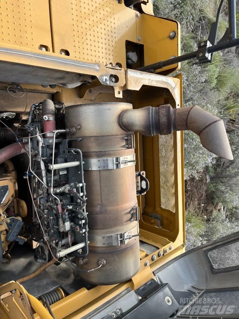 CAT 329 E Crawler excavators