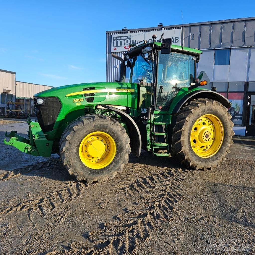 John Deere 7930 Tractors