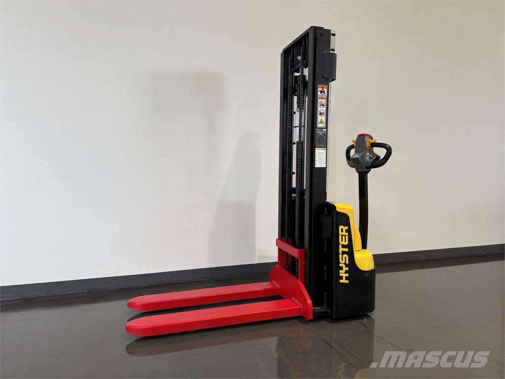 Hyster SC1.2 Self propelled stackers