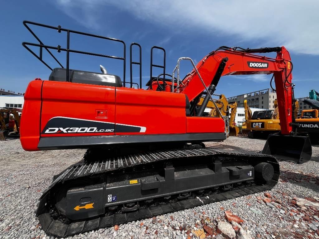 Doosan DX 300 LC-9C Crawler excavators