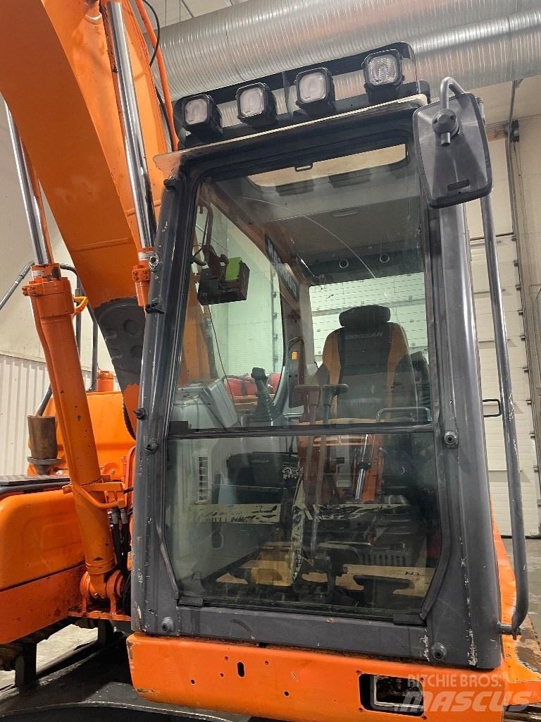 Doosan DX 160 Crawler excavators