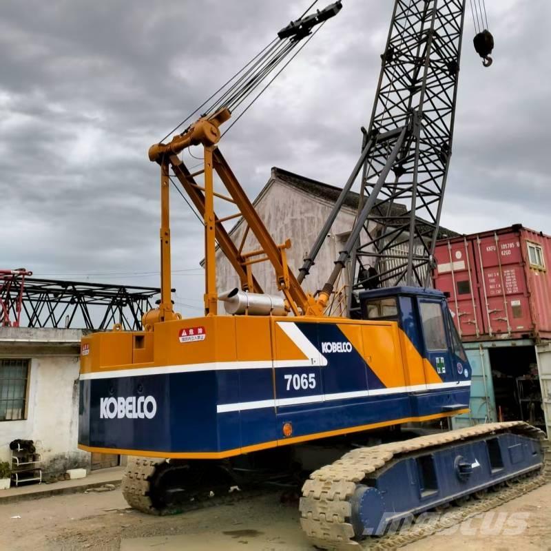 Kobelco 7065 Track mounted cranes