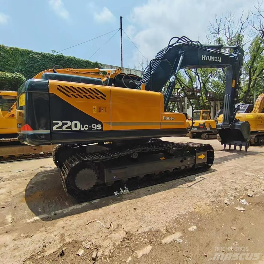 Hyundai 220-9s Crawler excavators