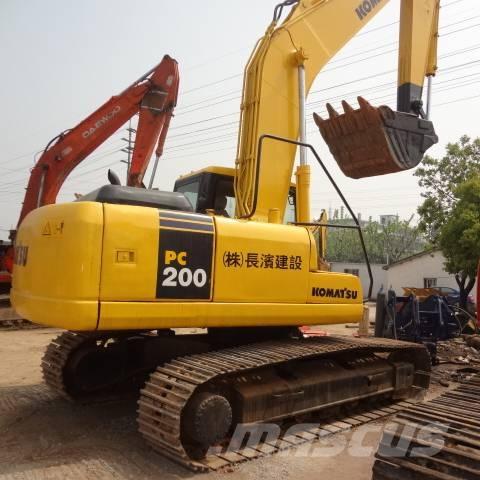 Komatsu PC 200-7 Crawler excavators