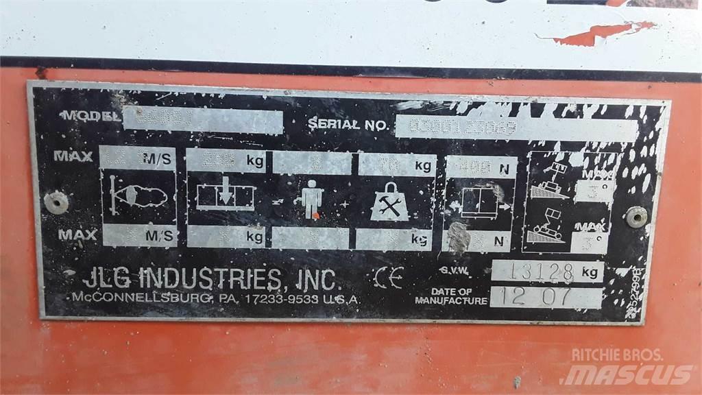 JLG 660SJG Telescopic boom lifts