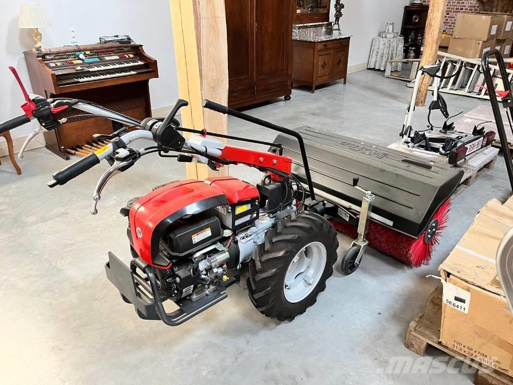 Emaq MAK 18 Sweepers