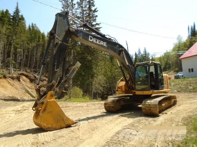 John Deere 225 DLC Crawler excavators