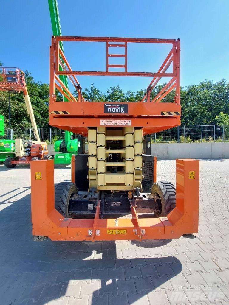 JLG 530 LRT Scissor lifts