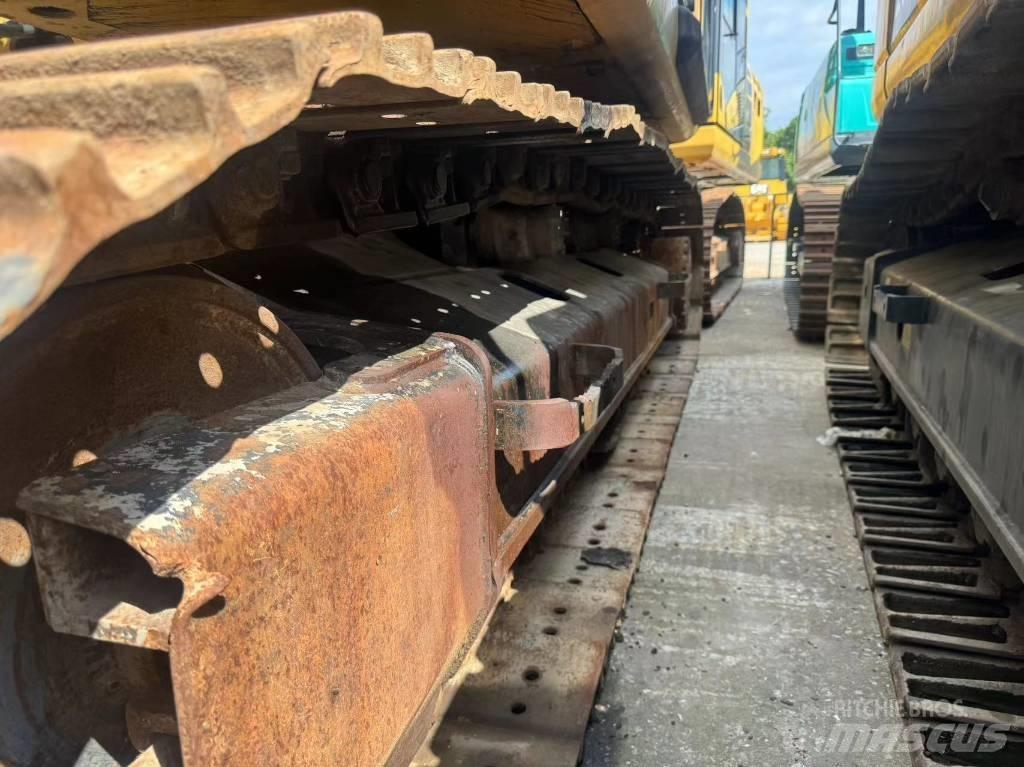 CAT 320 E Mini excavators  7t - 12t
