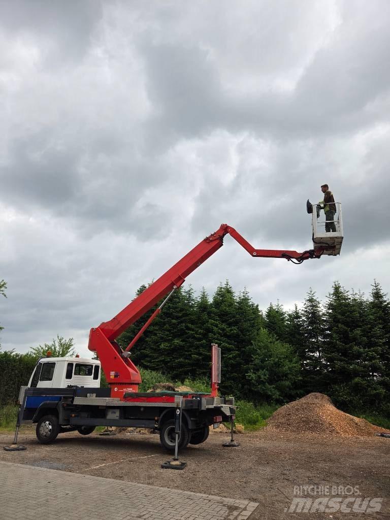 MAN LE 8.140 Truck mounted platforms
