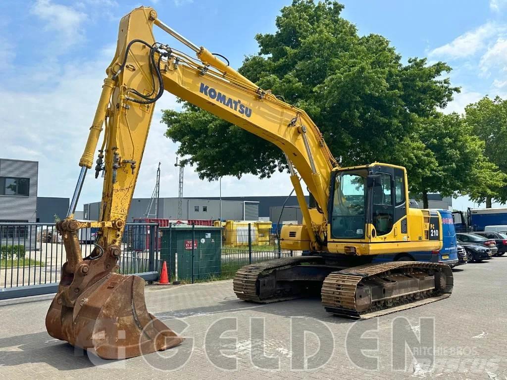 Komatsu PC210 LC-8 Crawler excavators