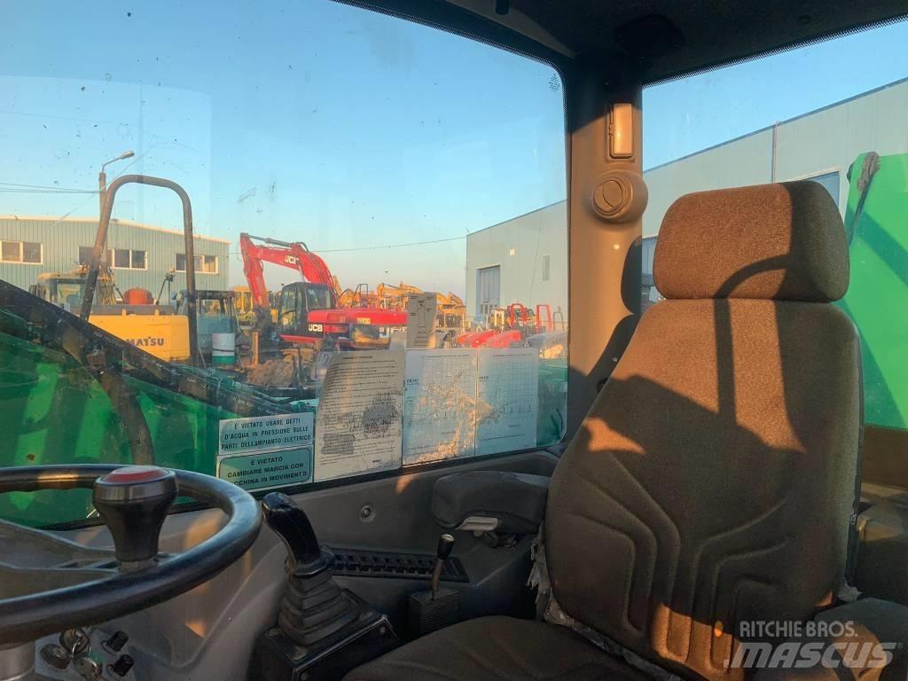 Minelli CM210 Wheeled excavators