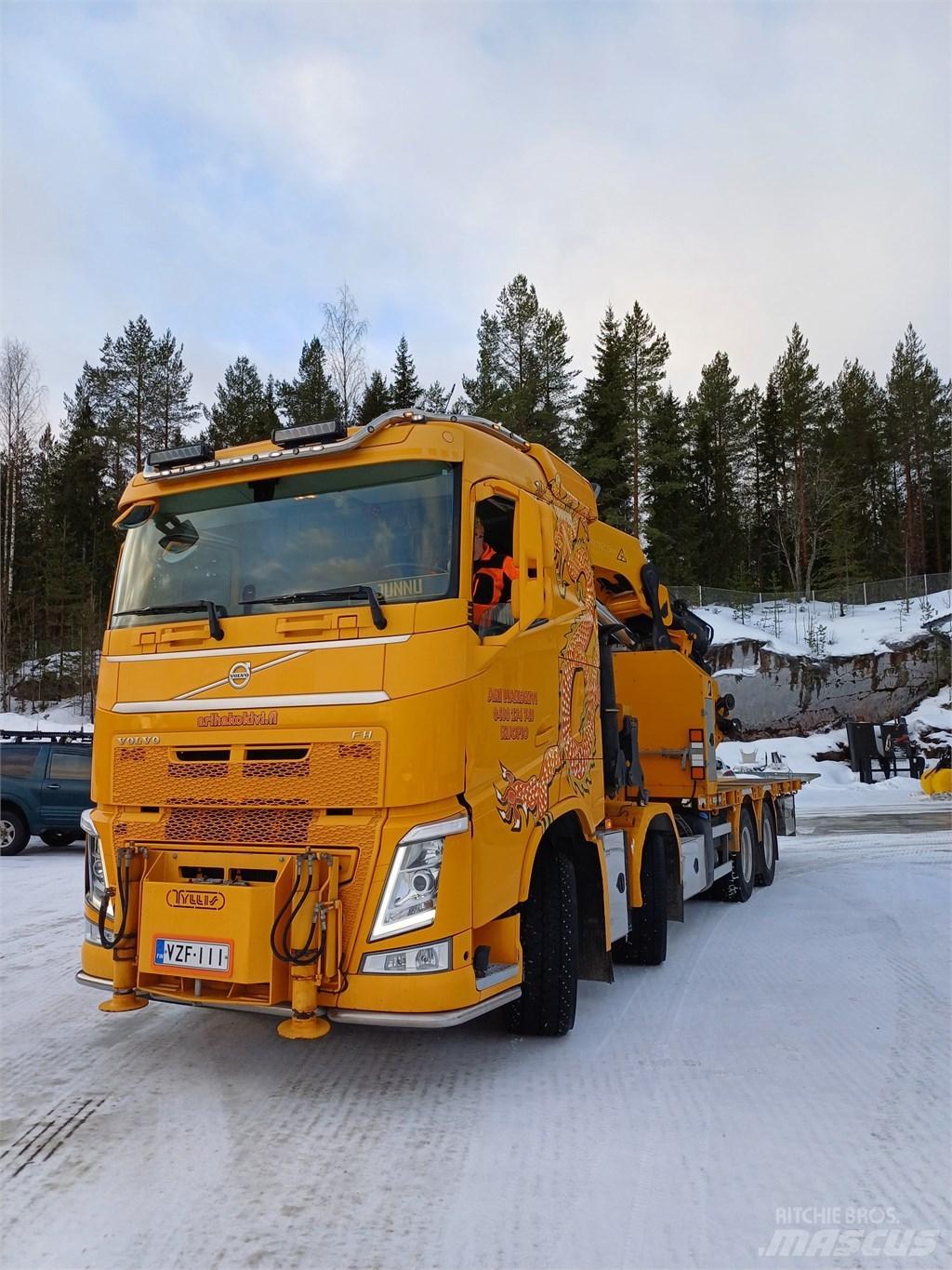 Volvo FH 540 Truck mounted cranes