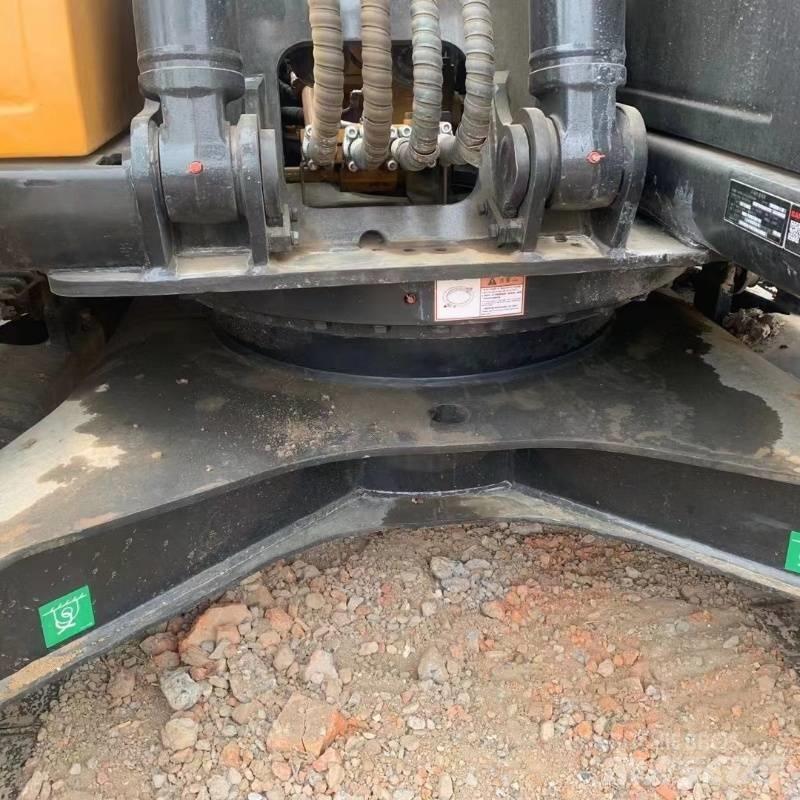 Sany SY 135 Crawler excavators