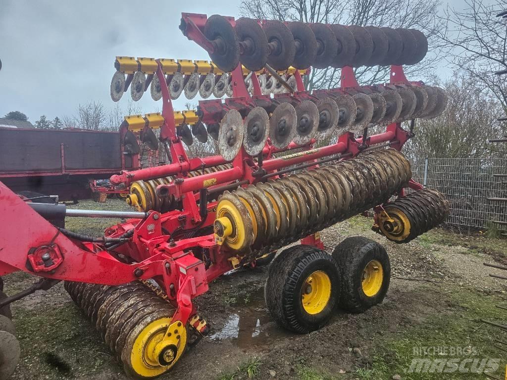 Väderstad Carrier Disc harrows