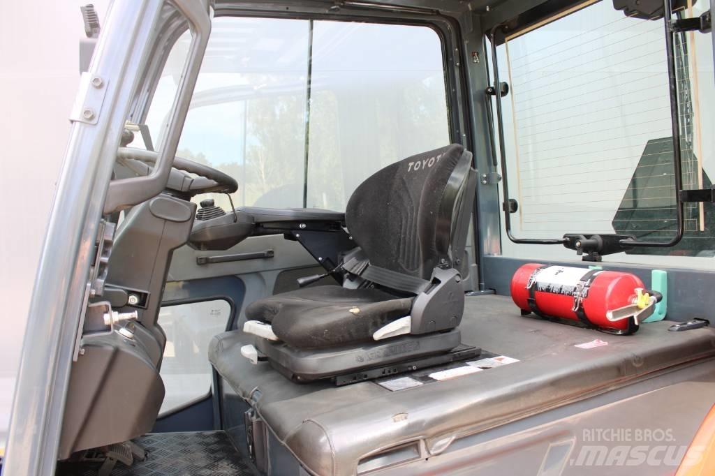 Toyota 8FBMT40 Electric forklift trucks