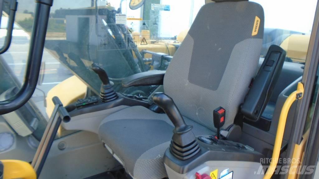 Volvo EC 160 D Crawler excavators