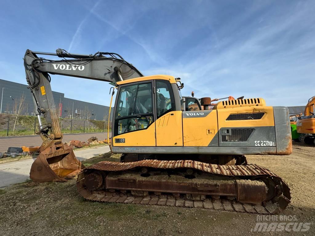 Volvo EC220DL Crawler excavators