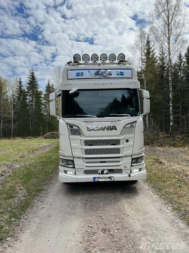 Scania R 650 Timber trucks