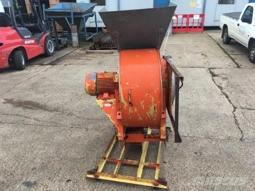  GRAIN THROWER Farm machinery