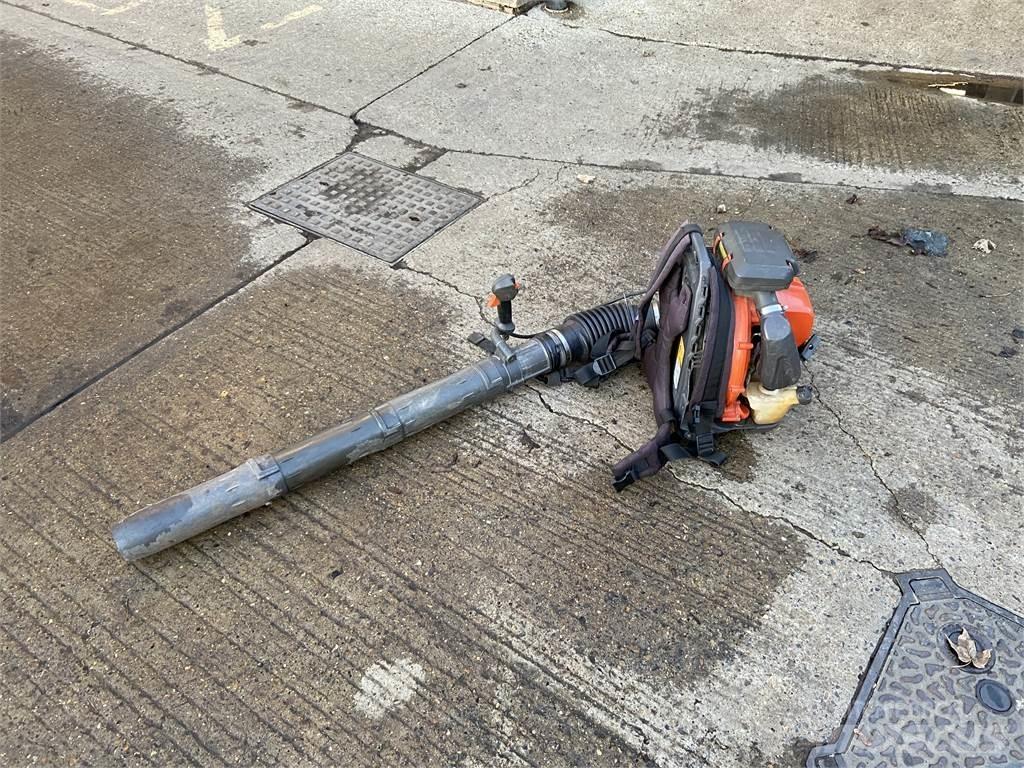 Husqvarna 570BTS Farm machinery
