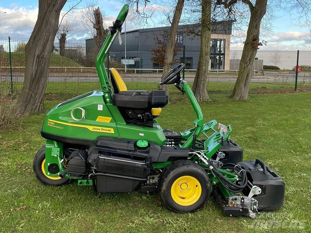 John Deere 2750 Farm machinery