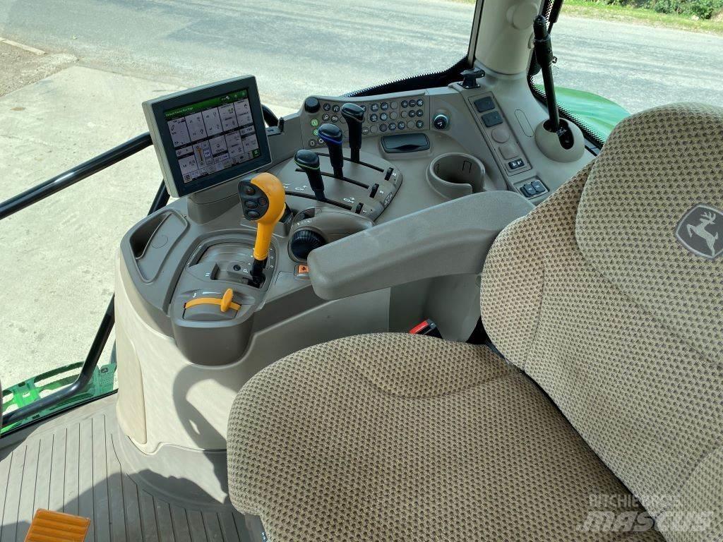 John Deere 6R120 Tractors