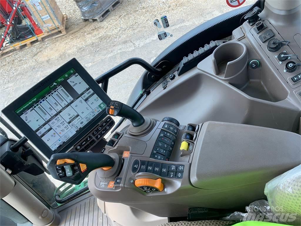 John Deere 6R185 Farm machinery