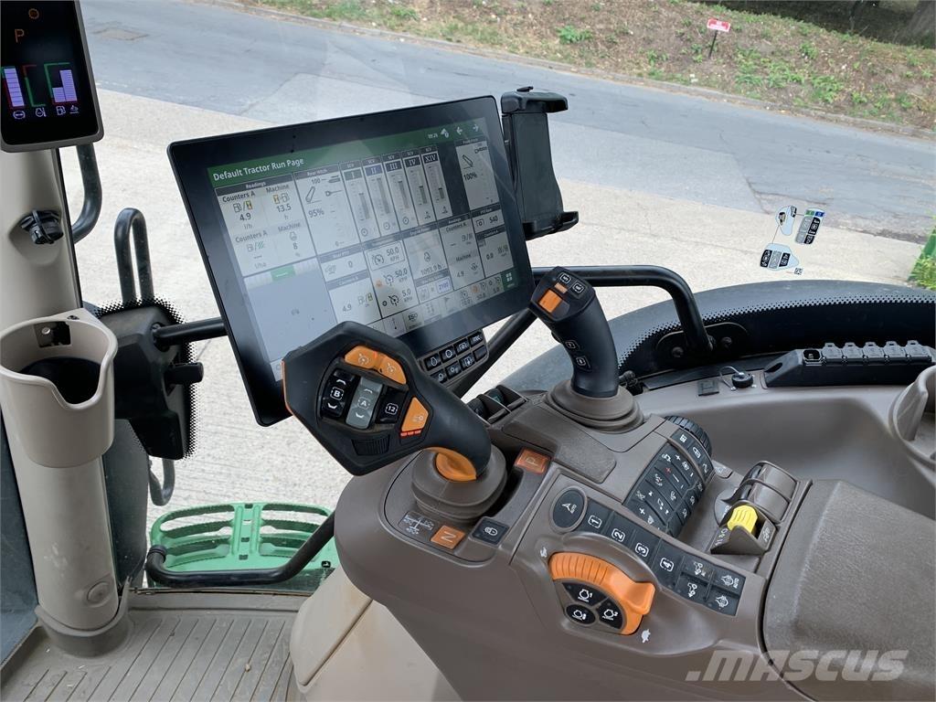 John Deere 6R195 Farm machinery