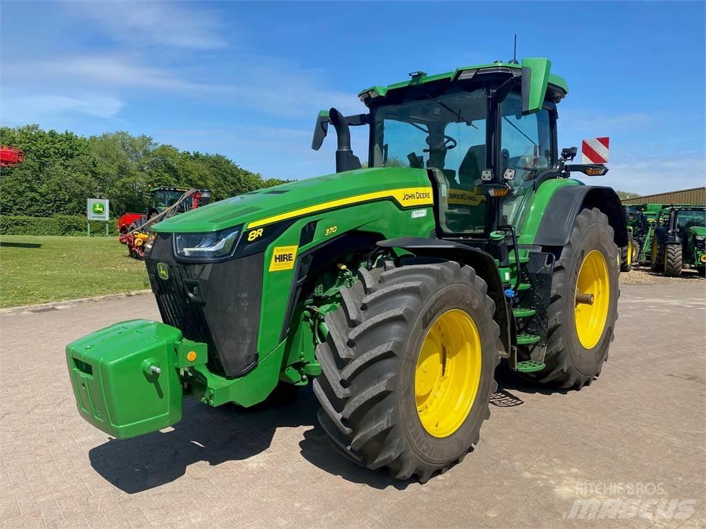 John Deere 8R370 Farm machinery