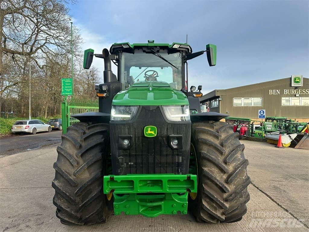 John Deere 8R370 Farm machinery