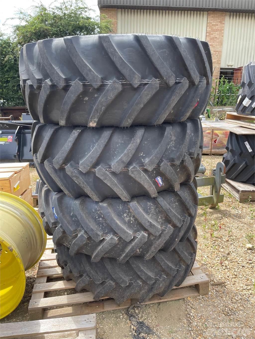 John Deere TYRES Farm machinery