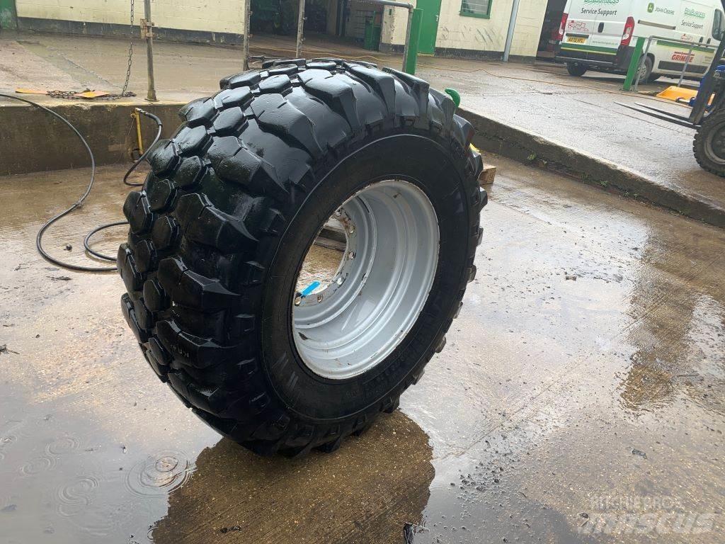 Kramer 500/70R24 Tyres, wheels and rims