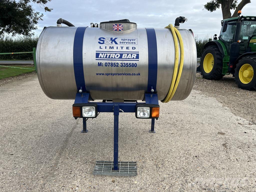  NITRO BAR Mineral spreaders