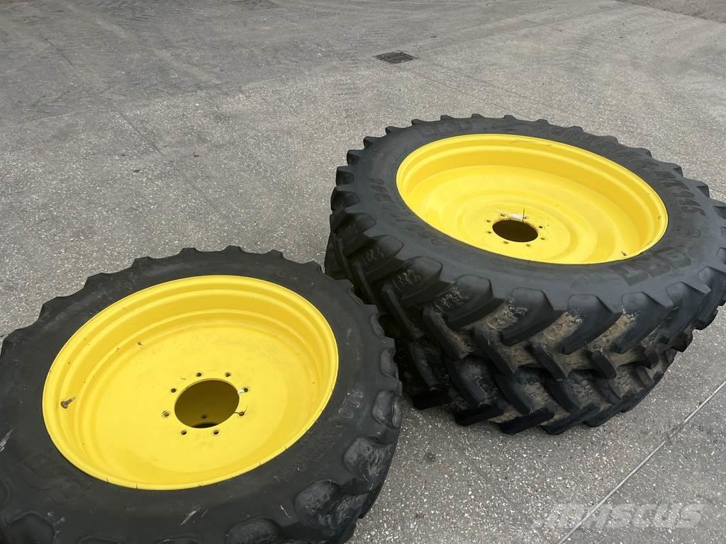  ROWCROPS Tyres, wheels and rims