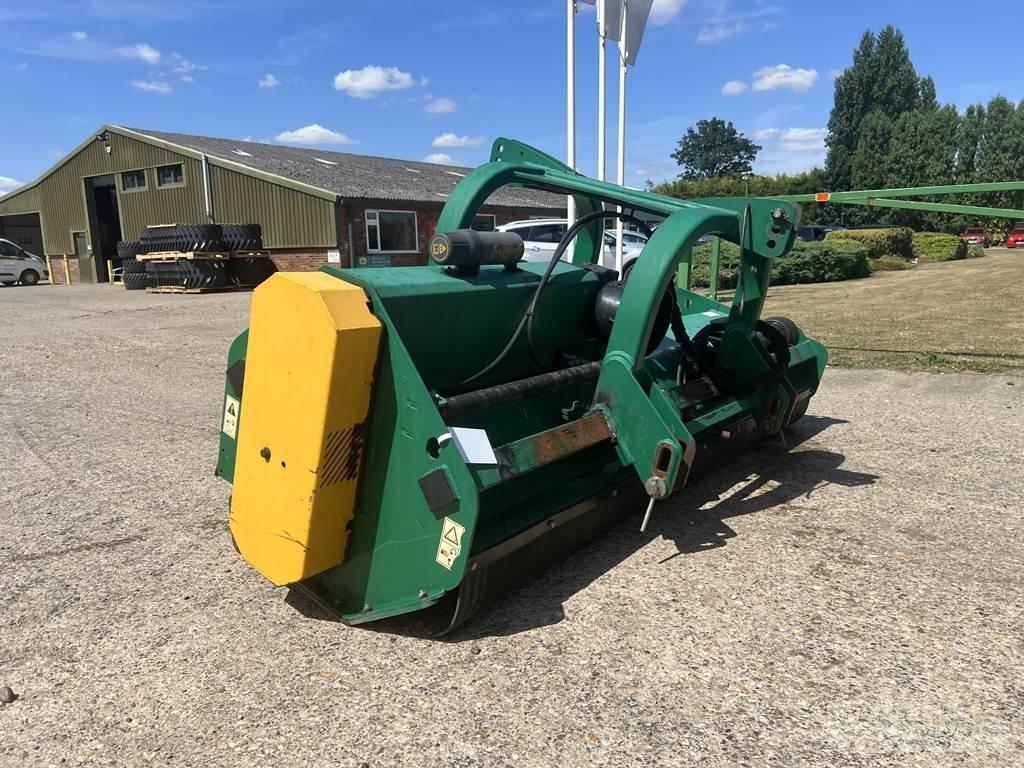 Spearhead Q2500HD Pasture mowers and toppers