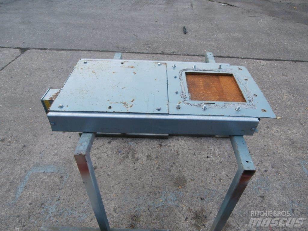 Turner PNUMATIC Farm machinery