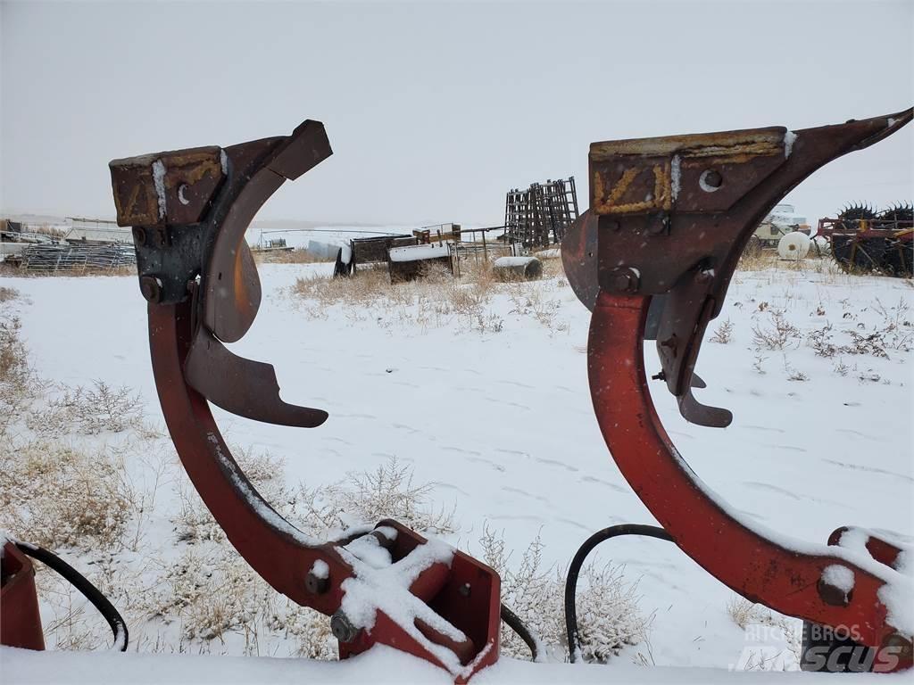 Case IH 145 Ploughs