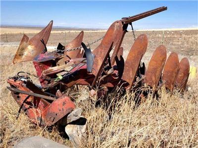  Watts 5 Bottom Ploughs