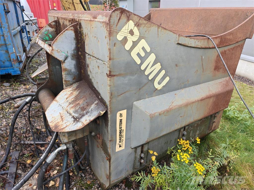 Remu EX180 Screening buckets