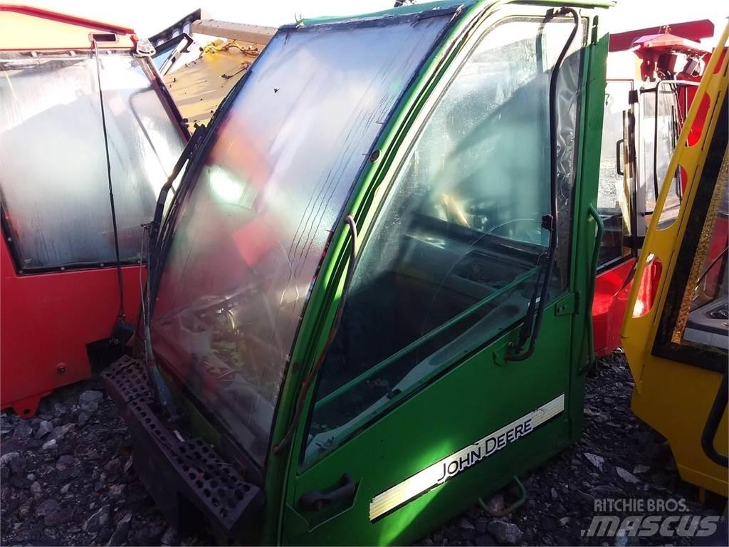 John Deere 1070d Cabins and interior