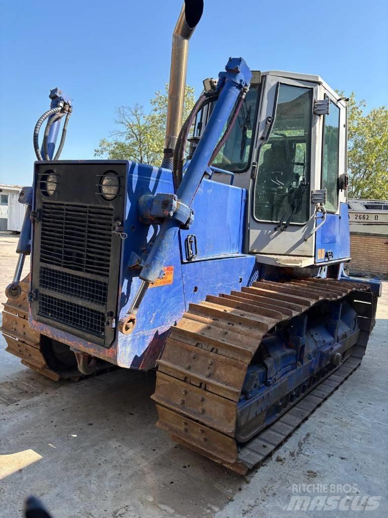 Fiat-Hitachi FD 145 Crawler dozers