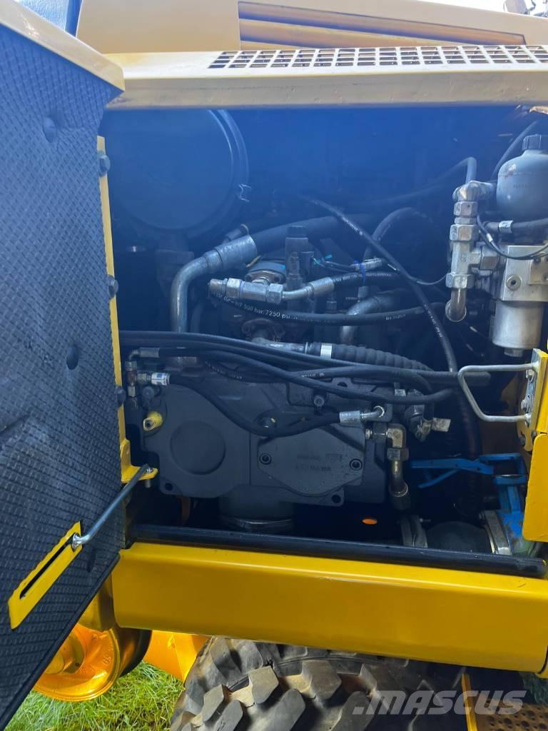 Liebherr A 900 C ZW Wheeled excavators